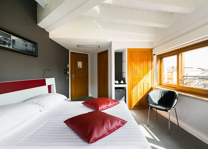 Otel La Rovere