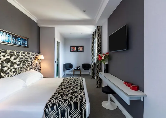 La Rovere 4*